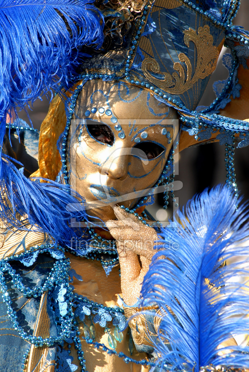 Bild-Nr.: 9832264 Blue Mask erstellt von Günter Passage